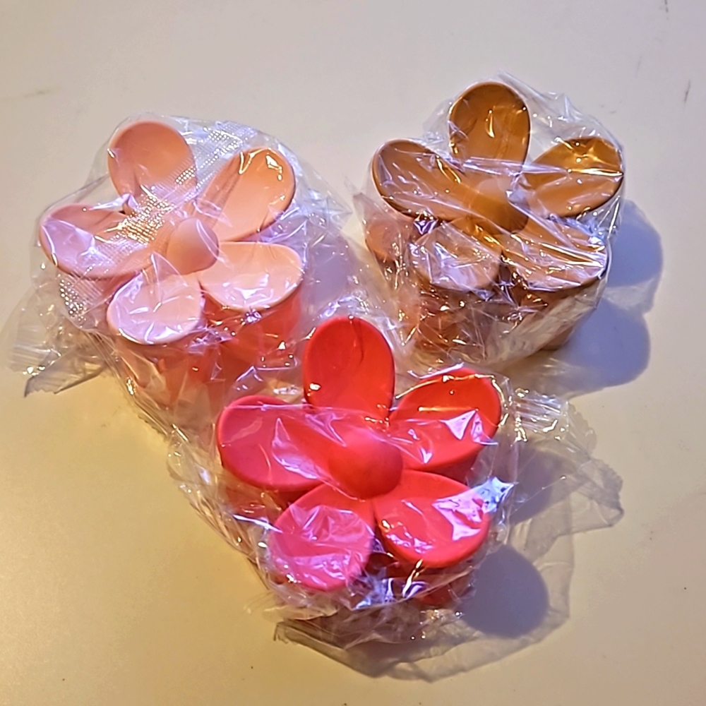 Large Flower Hair Accessories Claw 3 Hair Clips